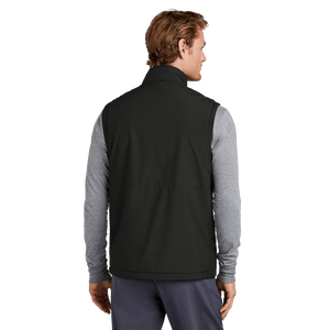 BAck of model wearing black vest 